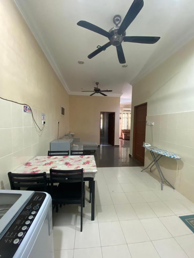 Rumah Penginapan Tok Ma Marang Luaran gambar