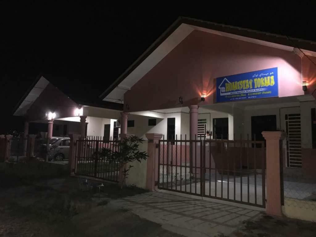 Rumah Penginapan Tok Ma Marang Luaran gambar